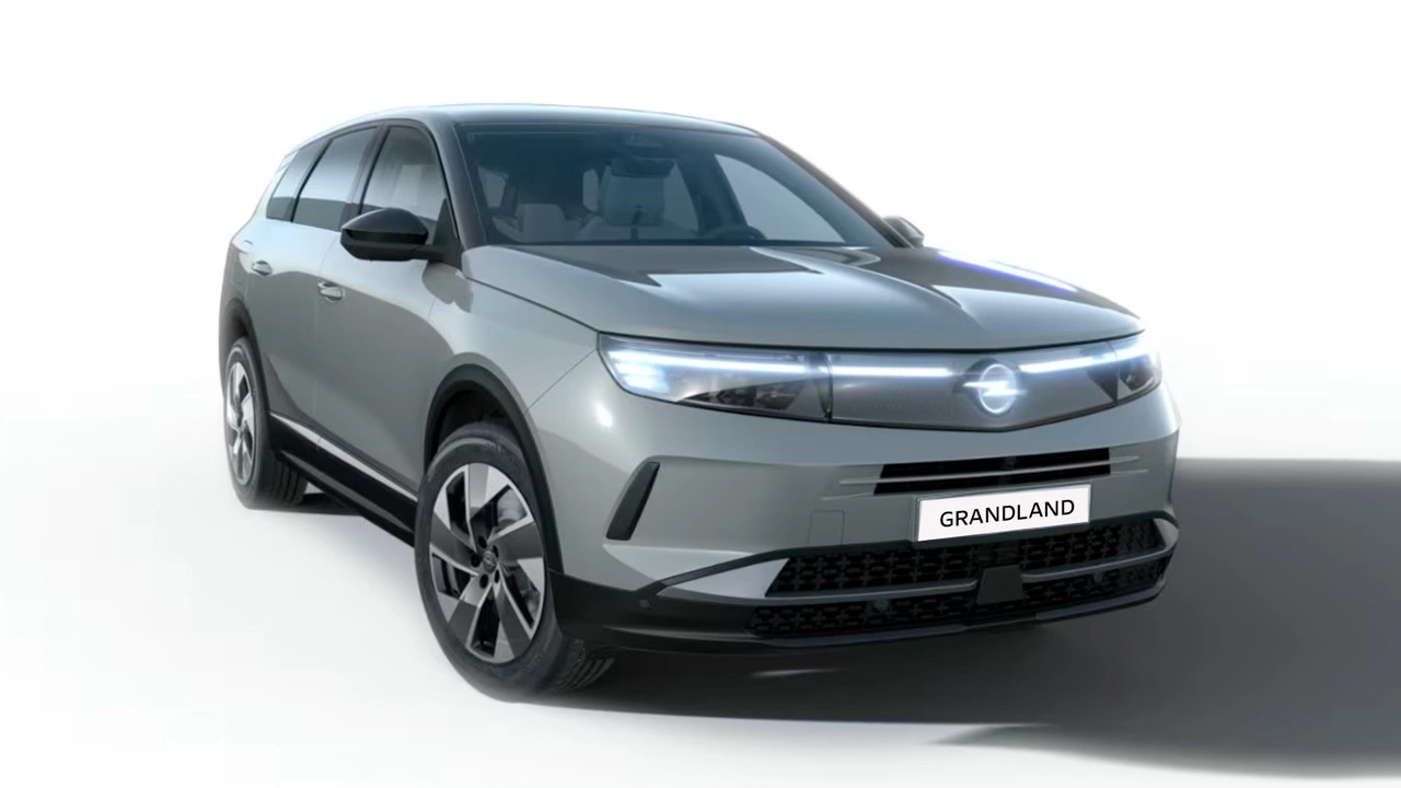Серый Opel Grandland