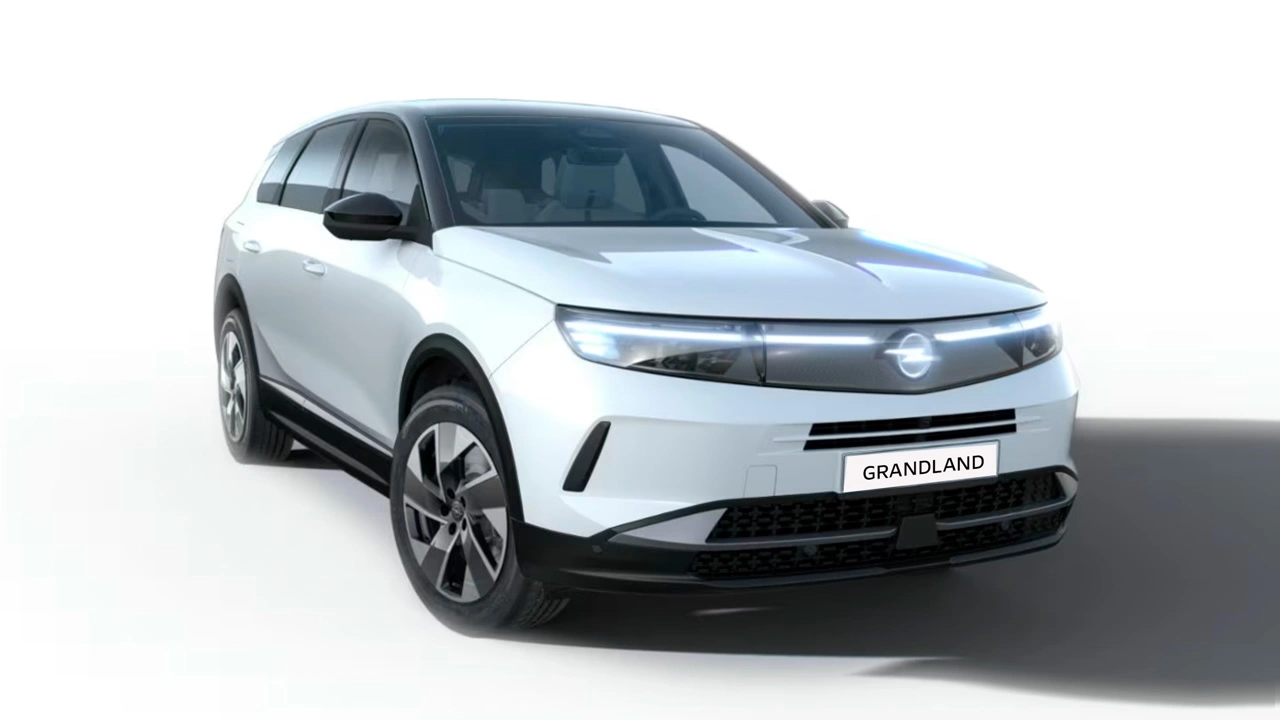 Белый Opel Grandland